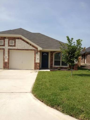 Main picture of 617 Paseo del Plata