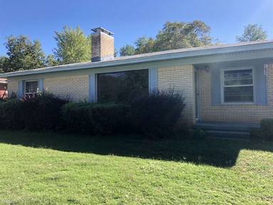 Main picture of 402 Mark Dr