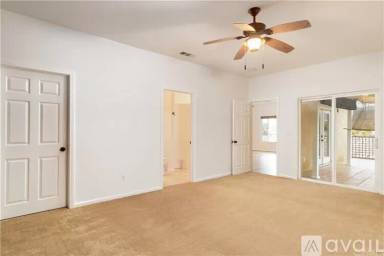 Main picture of 20275 Case St