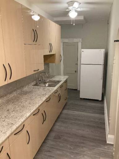 Main picture of 2823 Sunset Dr