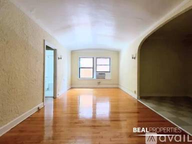 Main picture of Arlington Building