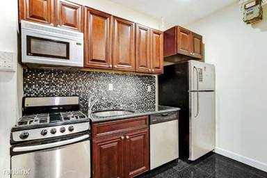 Main picture of 416 E 73rd St