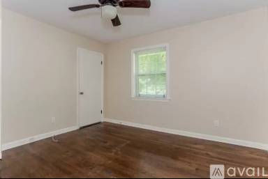 Main picture of 5910 Lakeshore Dr SE