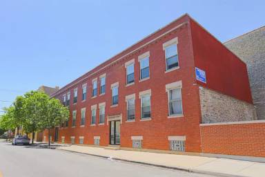 Main picture of 2148 N Central Park Ave