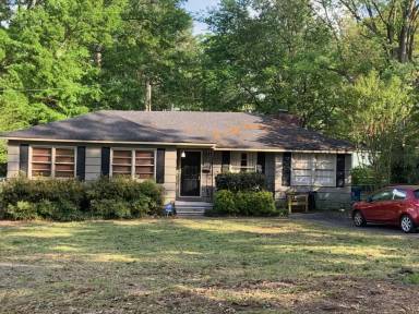 Main picture of 621 Greenhill Dr