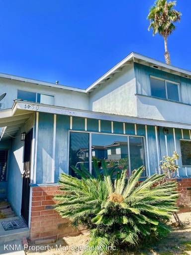 Main picture of 50 Camelback Ave N