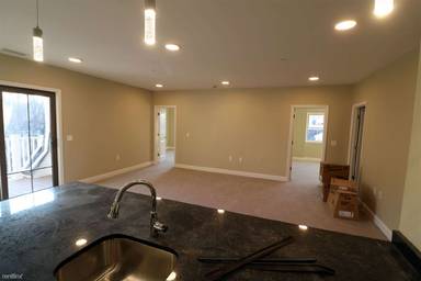 Main picture of 4 Mayflower Ave
