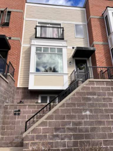 Main picture of 25 Atterbury Blvd