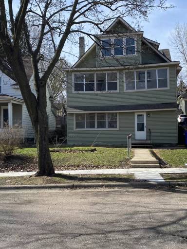 Main picture of 162 George St W