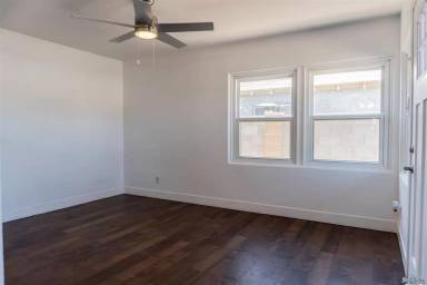 Main picture of 137 N Magnolia Ave