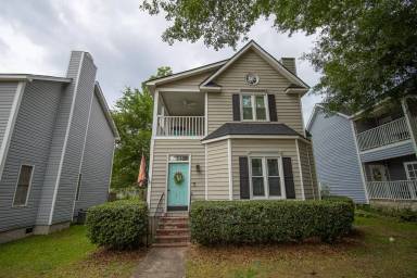 Main picture of 103 Ashley Ct