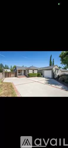 Main picture of 6236 Topeka Dr