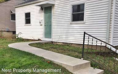Main picture of 452 W Benton St