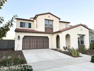 Main picture of 933 Pierce Ln