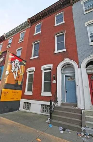 Main picture of 2808 W Girard Ave