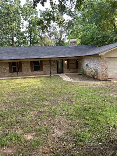 Main picture of 1101 Delwood Dr