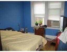 Main picture of 16 Royce Rd