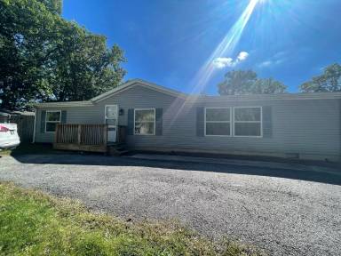 Main picture of 1312 Redwing Rd