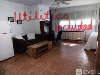 Main picture of 137 White St