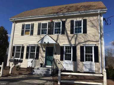 Main picture of 12 Ashland St