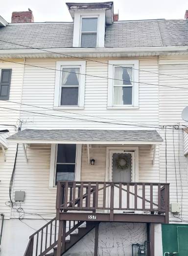 Main picture of 553 Peter St
