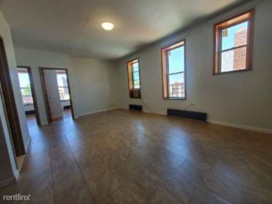 Main picture of 2153 E 13th St