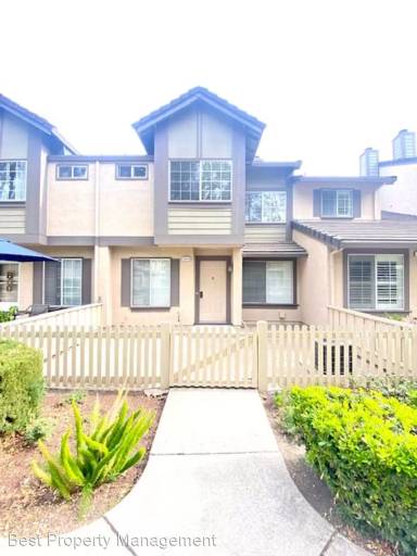 Main picture of 7449 Oxford Cir