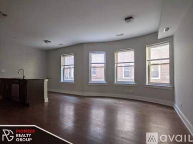 Main picture of 5058 N Winchester Ave