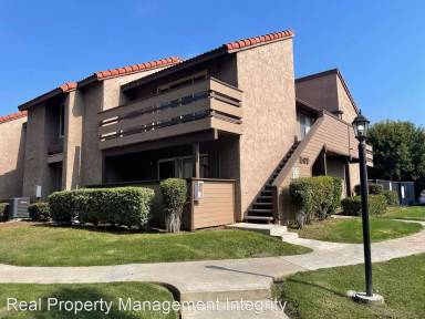 Main picture of 1599 Border Ave