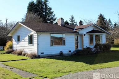 Main picture of 405 NE Front St