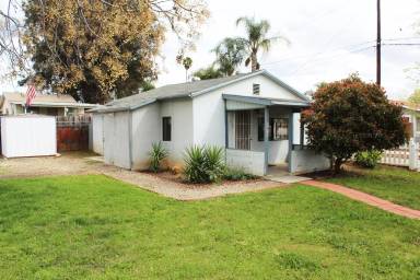 Main picture of 1015 3rd St
