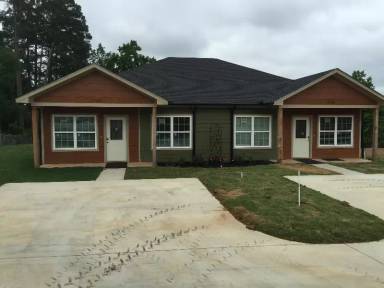 Main picture of 1643 Cal Young Rd