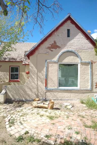 Main picture of 1023 Kelly Way