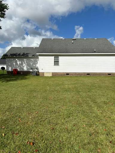 Main picture of 106 Fort Bragg Dr