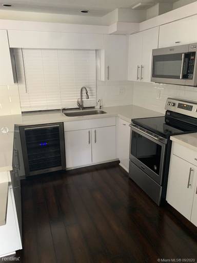 Main picture of 7805 SW 102nd Pl