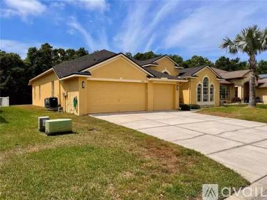 Main picture of 2411 Wood Pointe Dr