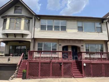 Main picture of 116 E 27th St