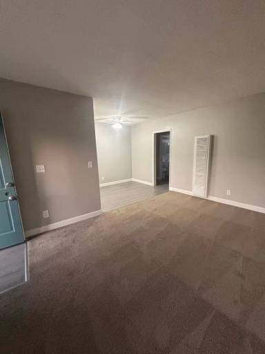 Main picture of 1475 W Palmyra Ave