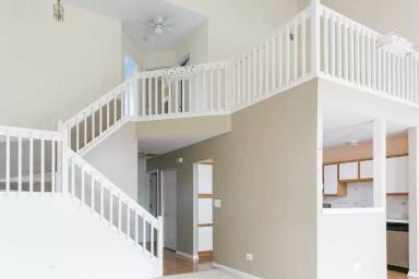 Main picture of 6 Stonegate Ct