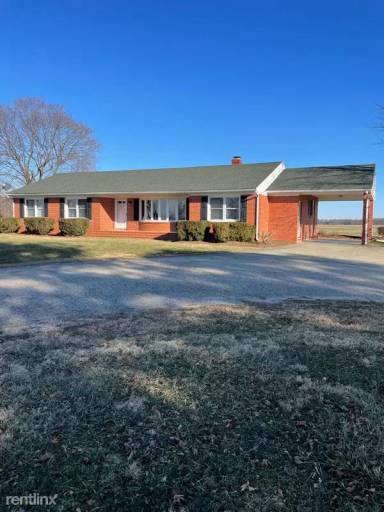 Main picture of 28470 Lambs Meadow Rd