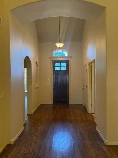 Main picture of 4605 N Narcissus Ave