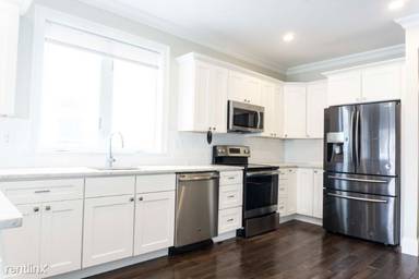 Main picture of 141 Minden St