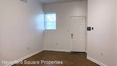 Main picture of 4024 Parkside Ave