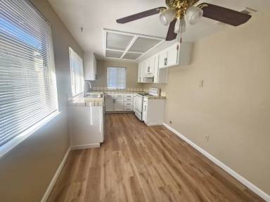 Main picture of 2203 Greenfield Dr
