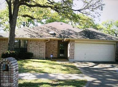 Main picture of 1023 Hunter Ridge Dr