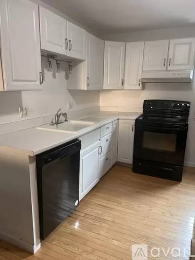 Main picture of 63 Deming Rd