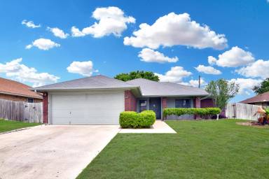 Main picture of 4605 Mallard Ln