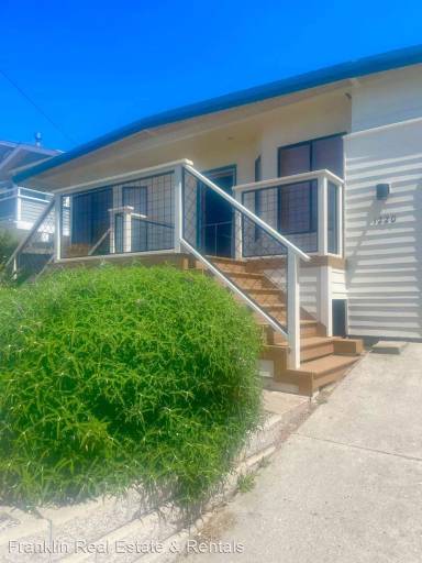 Main picture of 1220 Clarabelle Dr