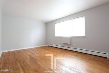 Main picture of 1040 W Hollywood Ave Apartments