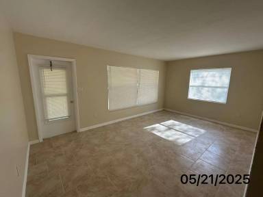 Main picture of 208 Prince St